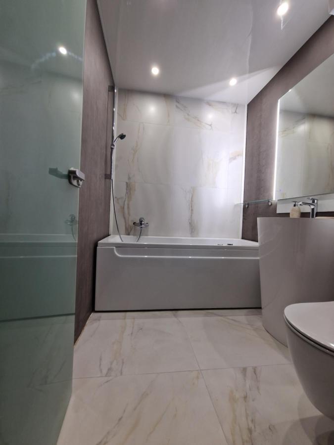 Marsselis Luxe Port Apartment Warna Exterior foto