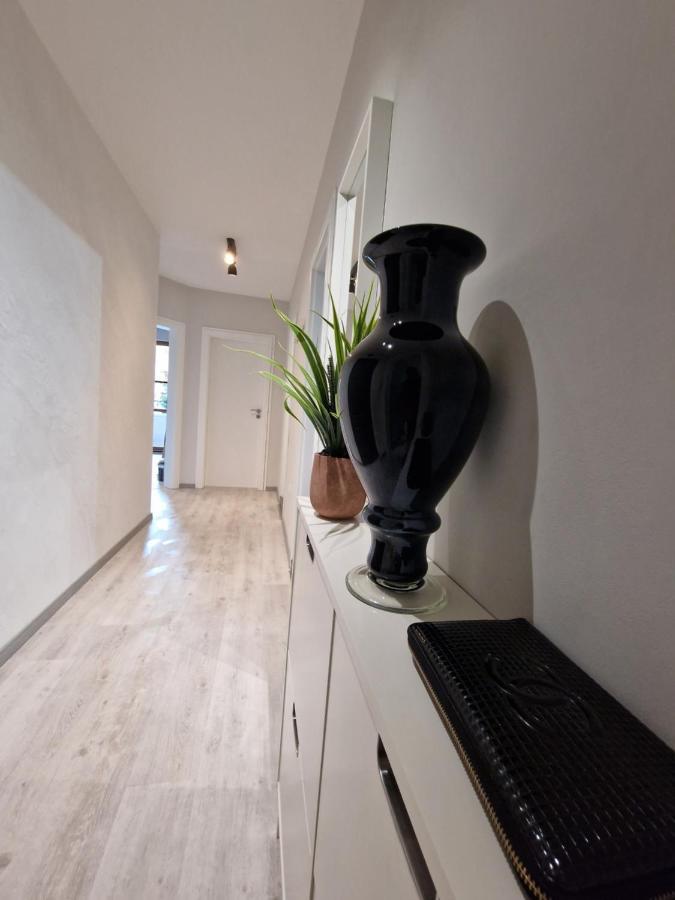 Marsselis Luxe Port Apartment Warna Exterior foto